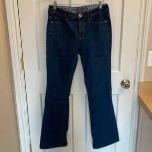 EUC Calvin Klein Shape bootcut blue jeans 30”